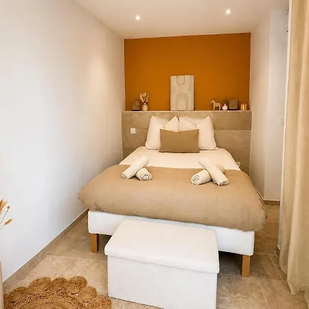 Charment Pres Du Centre Avec Parking Prive * Aigues-Mortes